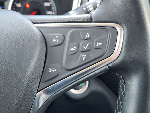 Used 2023 Chevrolet Equinox LT FWD image 22