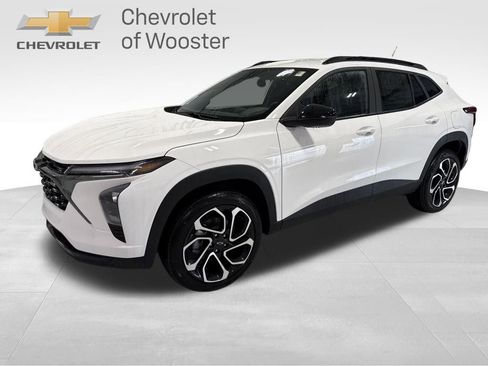 New 2026 Chevrolet Trax RS image 1