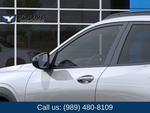 New 2025 Chevrolet Trax RS w/ Driver Confidence Package image 13