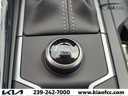 New 2026 Kia Sorento LX FWD image 28