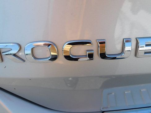 Used 2020 Nissan Rogue S w/ Special Edition Package AWD/4WD image 24