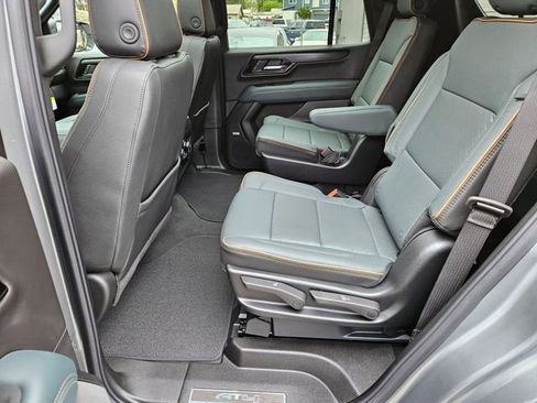 New 2026 GMC Yukon AT4 AWD/4WD image 15