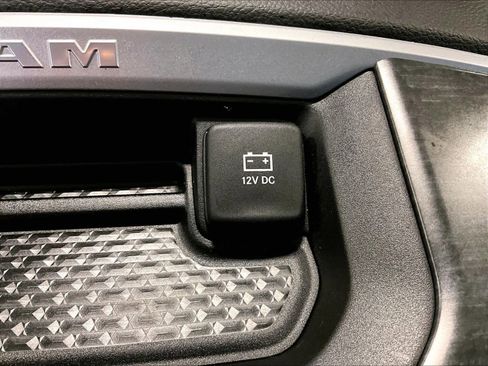 Used 2021 RAM 1500 Big Horn image 27