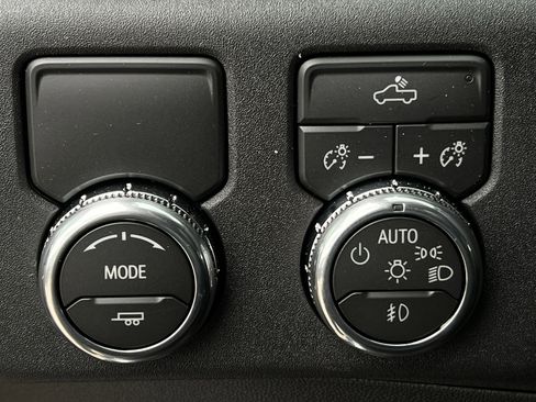 New 2026 GMC Sierra 1500 Elevation w/ Max Trailering Package image 15