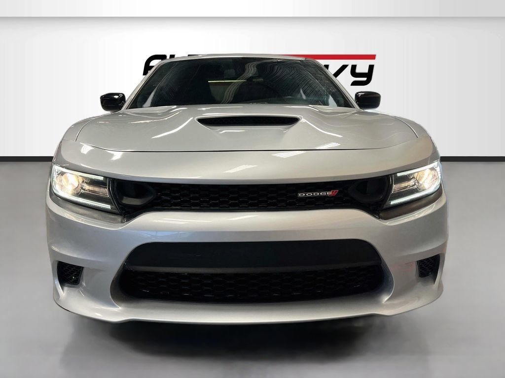 Used 2023 Dodge Charger R/T RWD image 2