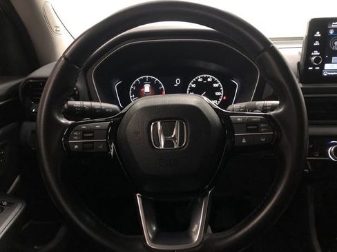 Used 2023 Honda Pilot Touring image 16