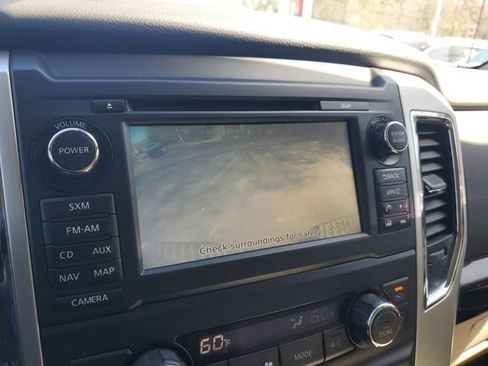 Used 2017 Nissan Titan SV image 22