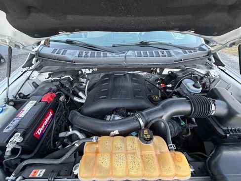 Used 2016 Ford F150 Lariat w/ Equipment Group 502A Luxury image 15