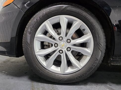 Used 2021 Chevrolet Malibu LT FWD image 5