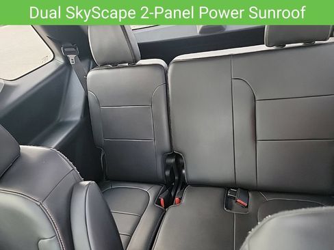 Used 2020 Chevrolet Traverse RS w/ LPO, Floor Liner Package AWD/4WD image 22