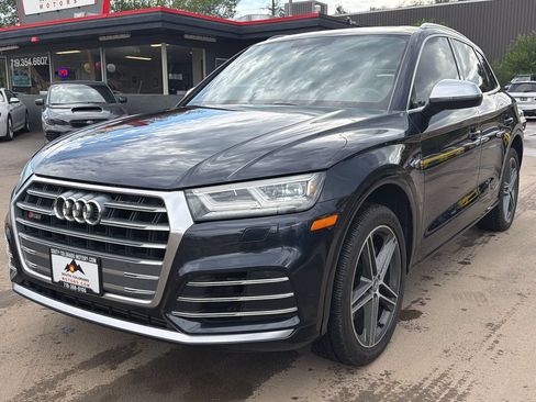 Used 2020 Audi SQ5 Premium Plus w/ Premium Plus Package AWD/4WD image 3