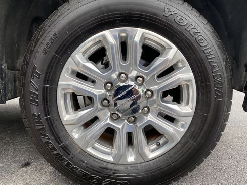 Used 2022 GMC Sierra 2500 Denali AWD/4WD image 14