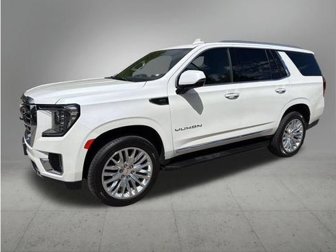 Used 2023 GMC Yukon SLT w/ SLT Premium Package AWD/4WD image 1