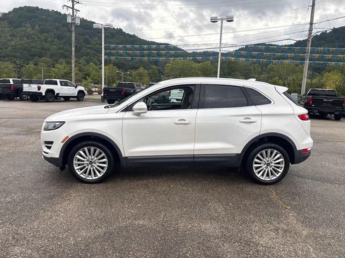 Used 2019 Lincoln MKC Premiere AWD/4WD image 2