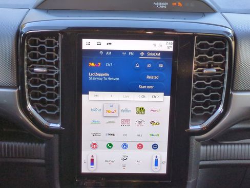 Used 2024 Ford Ranger XLT w/ FX4 Off-Road Package image 18