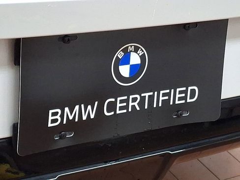 Certified 2023 BMW 760i xDrive image 30
