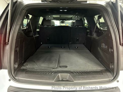 Used 2025 GMC Yukon XL Elevation image 26