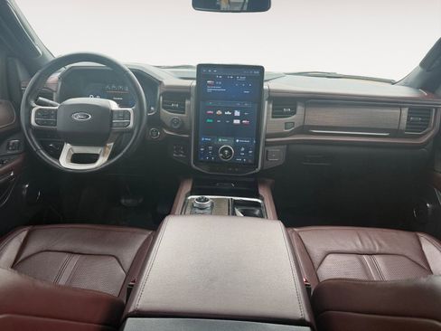 Used 2022 Ford Expedition Max Limited image 10