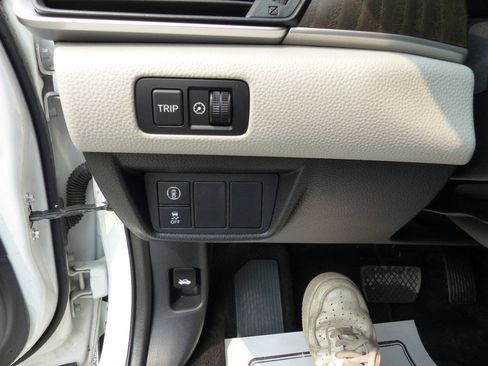 Used 2020 Honda Accord EX image 24