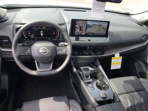 New 2026 Nissan Rogue Platinum AWD/4WD image 12
