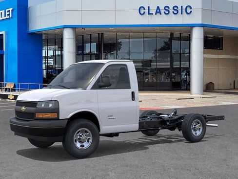 New 2026 Chevrolet Express 3500 w/ Power Convenience Package RWD image 2