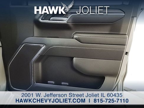 Used 2024 Chevrolet Silverado 1500 LT image 24