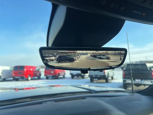 Used 2024 GMC Sierra 2500 AT4 w/ AT4 Premium Plus Package image 32