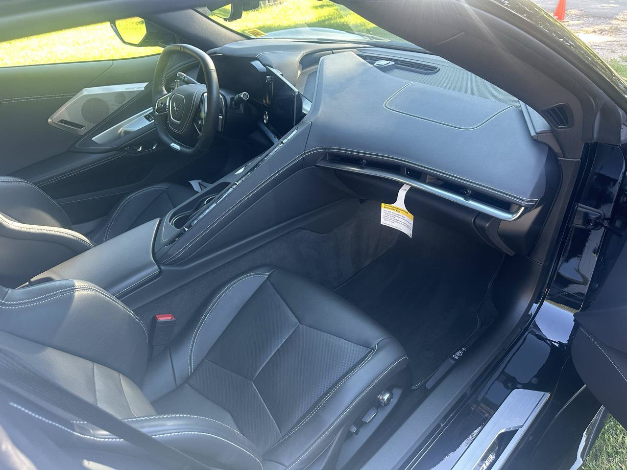 Used 2025 Chevrolet Corvette Z06 RWD image 15