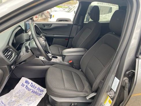 Used 2024 Ford Escape Active AWD/4WD image 5
