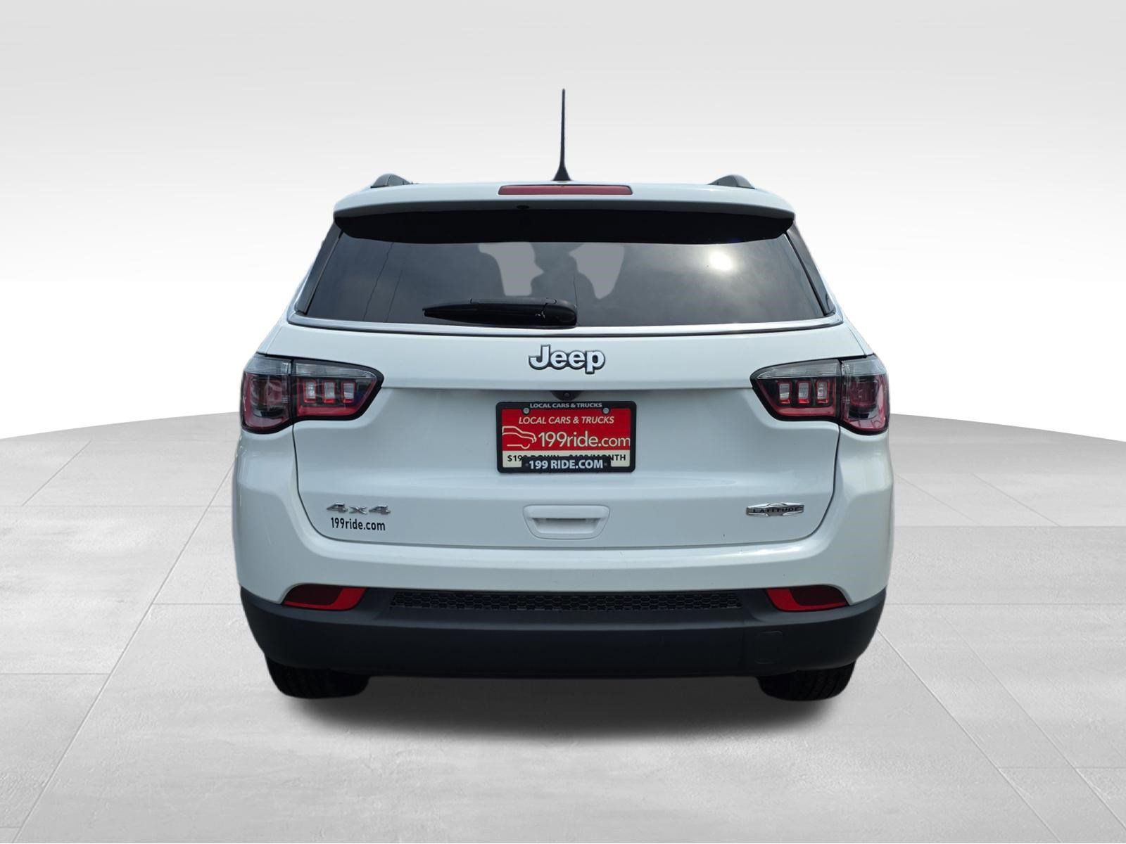 Used 2024 Jeep Compass Latitude AWD/4WD image 6