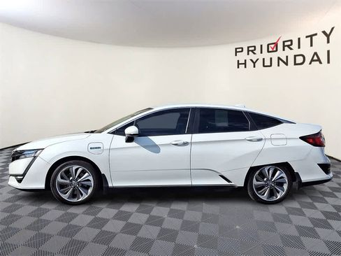 Used 2018 Honda Clarity Touring image 7