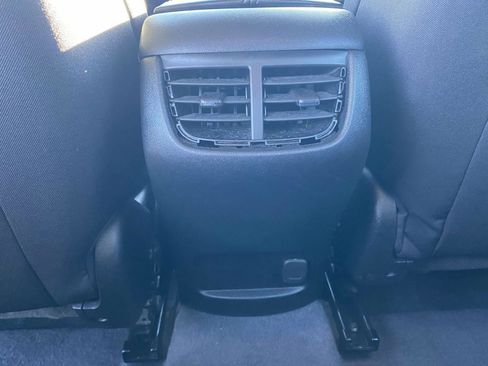 Used 2023 Chevrolet Malibu LT image 12