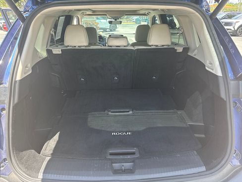 Certified 2022 Nissan Rogue SL w/ SL Premium Package FWD image 41