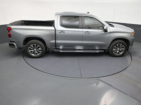 Used 2025 Chevrolet Silverado 1500 LT RWD image 16
