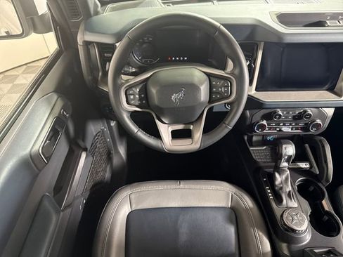 Used 2024 Ford Bronco Outer Banks AWD/4WD image 24