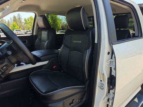 Used 2024 RAM 4500 Laramie AWD/4WD image 11
