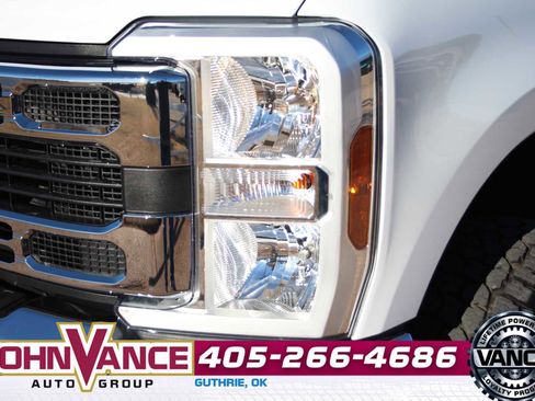 Used 2024 Ford F250 XLT w/ FX4 Off-Road Package image 4