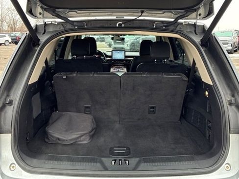 Used 2023 Lincoln Aviator Grand Touring w/ Equipment Group 301A image 13