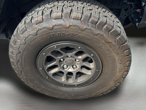 Used 2023 Jeep Wrangler Unlimited Rubicon 392 w/ Xtreme Recon 35" Tire Package AWD/4WD image 29