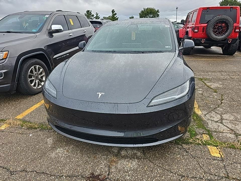 Used 2025 Tesla Model 3 Long Range RWD image 5