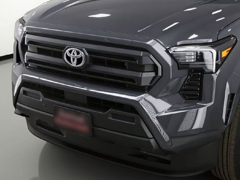 New 2026 Toyota Tacoma SR image 7