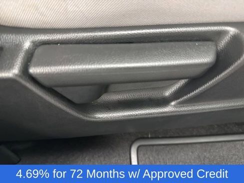 Used 2017 Honda HR-V LX image 29