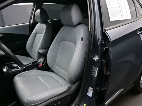 Certified 2021 Hyundai Kona Ultimate w/ Cargo Package image 12