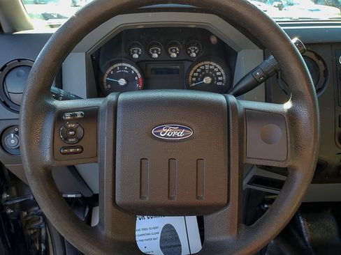 Used 2016 Ford F250 XL w/ XL Appearance Package image 14