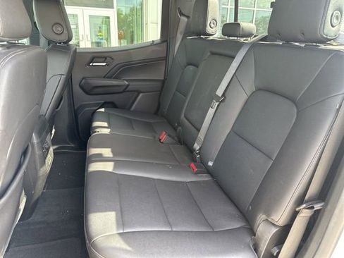 Used 2023 Chevrolet Colorado LT w/ LT Convenience Package III AWD/4WD image 13