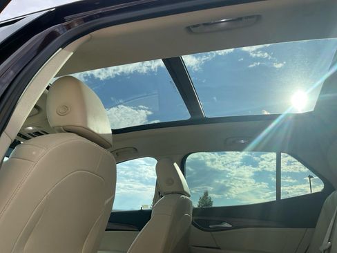 Certified 2021 Buick Envision Avenir w/ Technology Package II AWD/4WD image 18