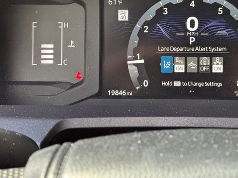 Certified 2025 Toyota Tacoma SR5 image 20