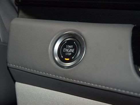 Used 2022 Cadillac Escalade Sport Platinum image 38