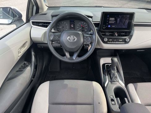Used 2023 Toyota Corolla LE FWD image 13