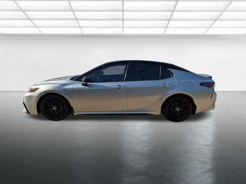Used 2022 Toyota Camry XSE w/ Navigation Package FWD image 28
